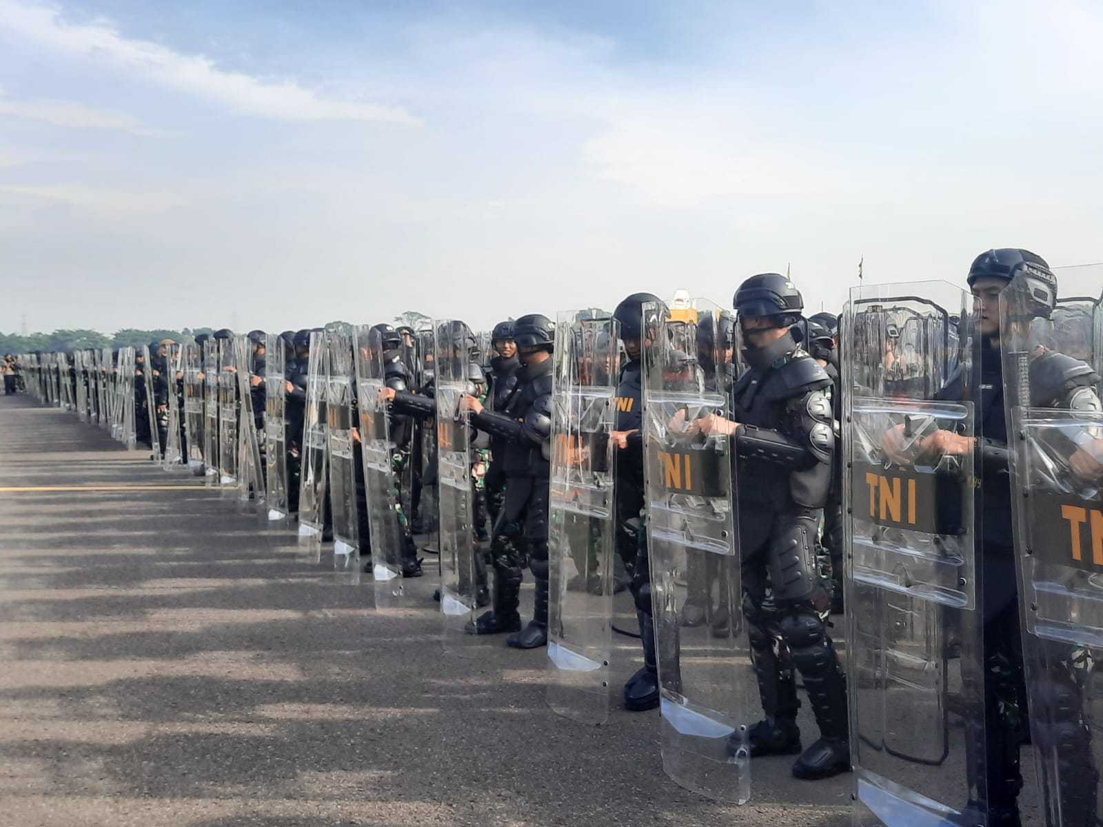 TNI diminta solid dan tidak terpengaruh provokasi TNI diminta solid dan tidak terpengaruh provokasi