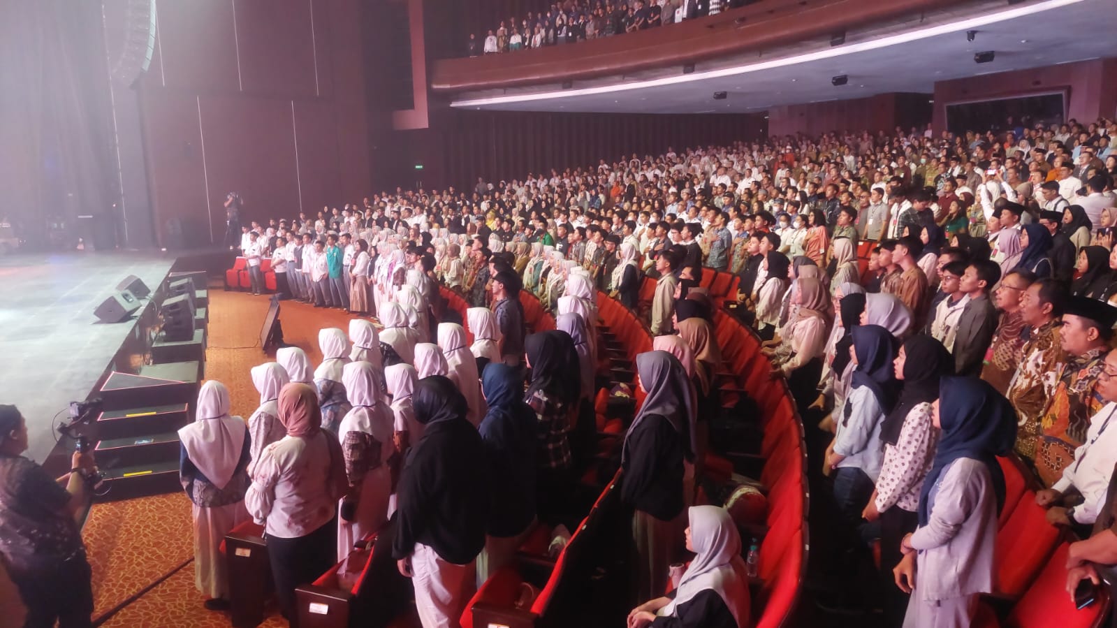 Ribuan pemuda lintas agama komitmen gunakan hak suara di Pemilu 2024 Ribuan pemuda lintas agama komitmen gunakan hak suara di Pemilu 2024