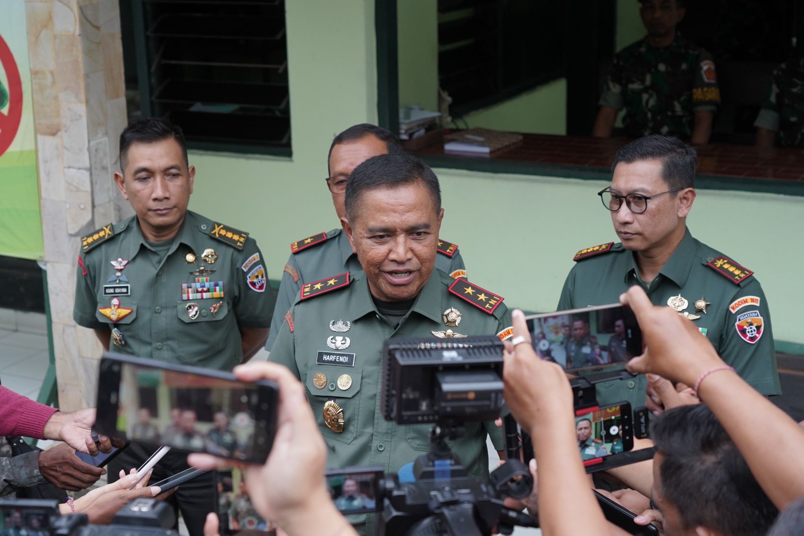 Pangdam IX Udayana tegaskan TNI netral terkait Pemilu 2024 Pangdam IX Udayana tegaskan TNI netral terkait Pemilu 2024
