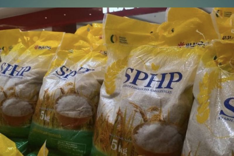 Masyarakat Pekanbaru diminta beli beras SPHP di RPK Bulog Masyarakat Pekanbaru diminta beli beras SPHP di RPK Bulog