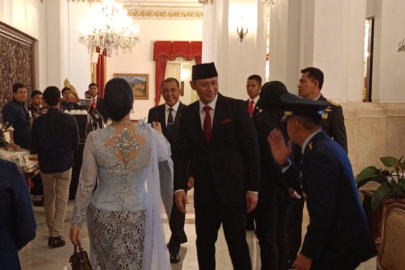 AHY tiba di Istana Negara untuk jalani pelantikan sebagai Menteri ATR AHY tiba di Istana Negara untuk jalani pelantikan sebagai Menteri ATR