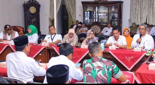 Pengungsi banjir Demak pulang, Pemkab Kudus siapkan logistik untuk 3 hari Pengungsi banjir Demak pulang, Pemkab Kudus siapkan logistik untuk 3 hari