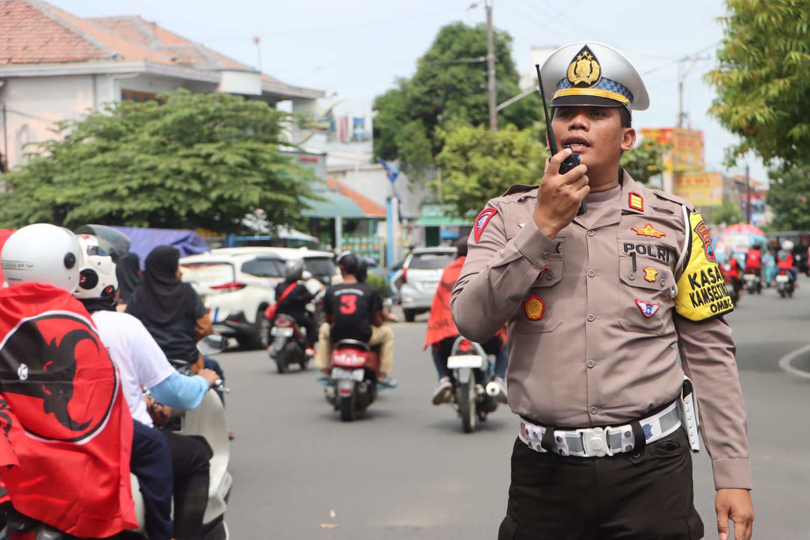 Massa pendukung Ganjar - Mahfud ikuti kampanye di Jl Pancasila, Tegal Massa pendukung Ganjar - Mahfud ikuti kampanye di Jl Pancasila, Tegal
