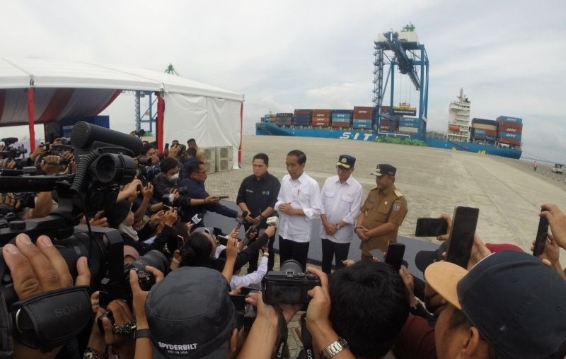 Presiden Jokowi apresiasi efisiensi di Makassar New Port