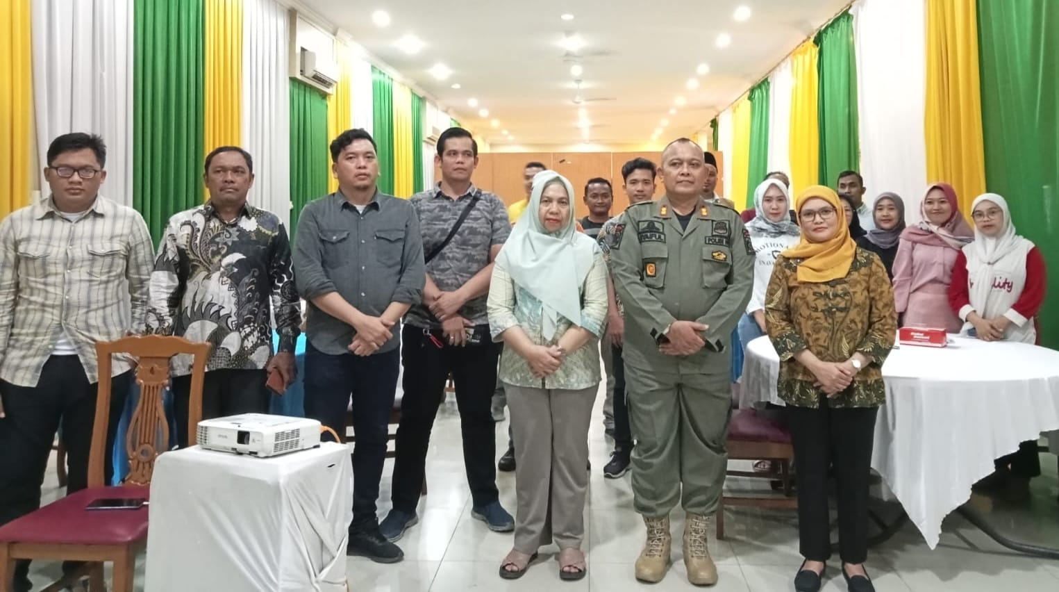 KPU Langkat rakor jelang masa tenang dan penertiban APK KPU Langkat rakor jelang masa tenang dan penertiban APK