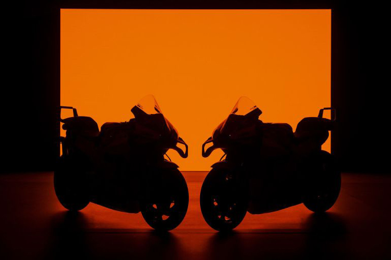 Red Bull KTM siap umumkan tampilan baru motor RC16 2024 Red Bull KTM siap umumkan tampilan baru motor RC16 2024
