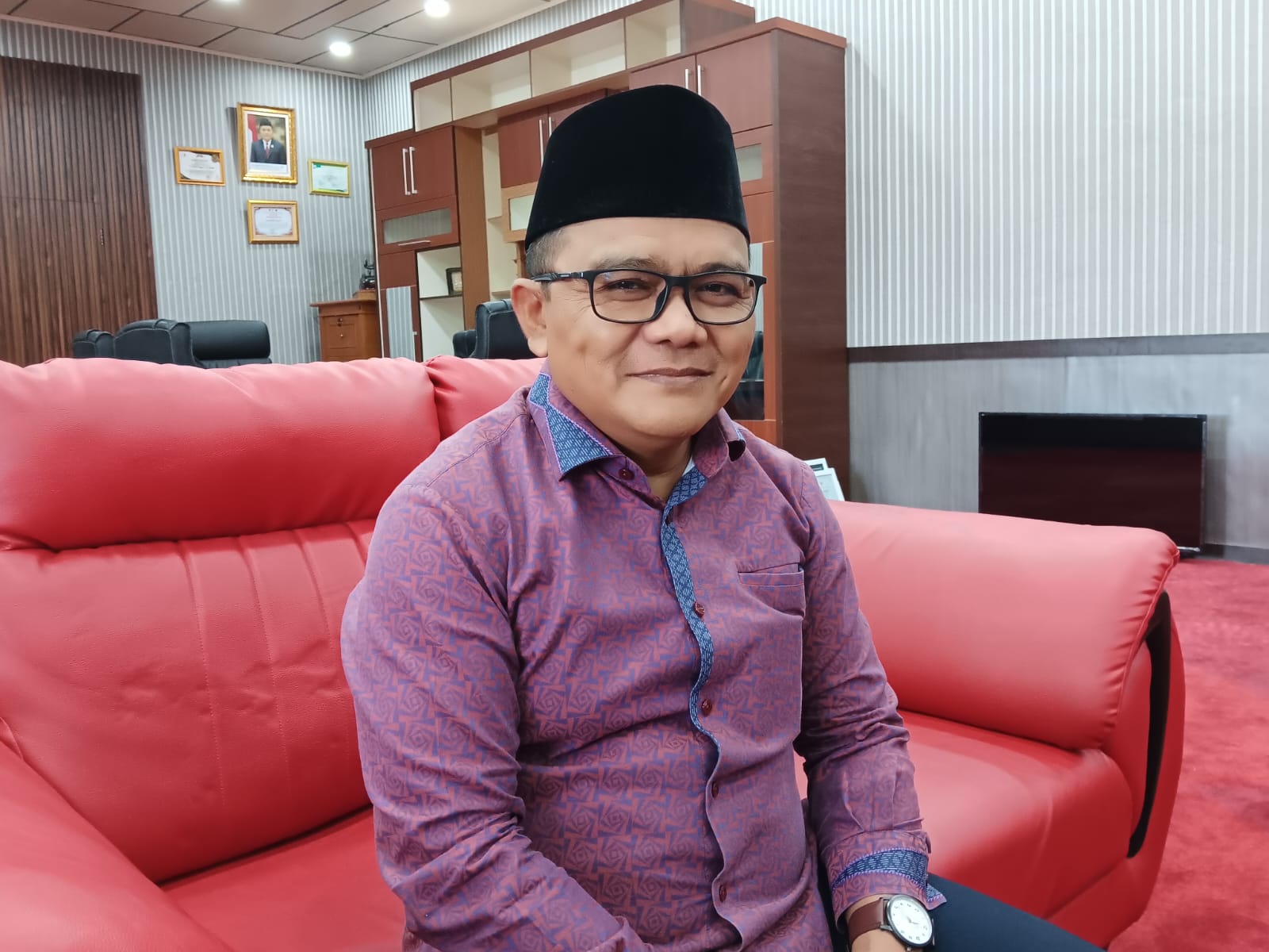 Legislatif minta pemerintah tindak tegas kepala desa yang ikut berkampanye Legislatif minta pemerintah tindak tegas kepala desa yang ikut berkampanyeÂ