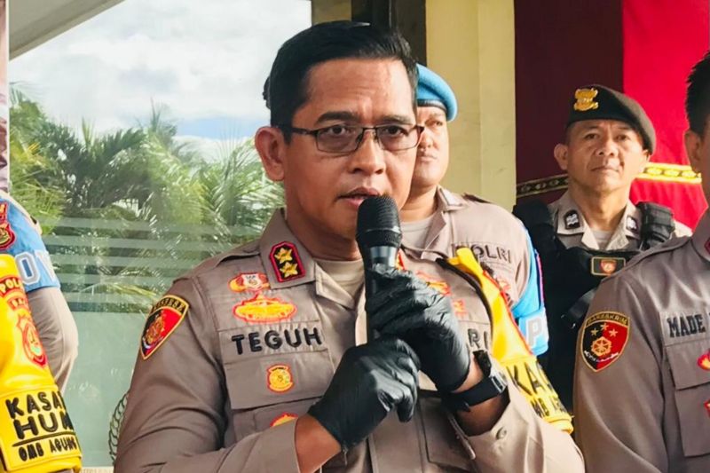 Polisi periksa 10 terduga pelaku penyerangan anggota TNI di Badung Polisi periksa 10 terduga pelaku penyerangan anggota TNI di Badung