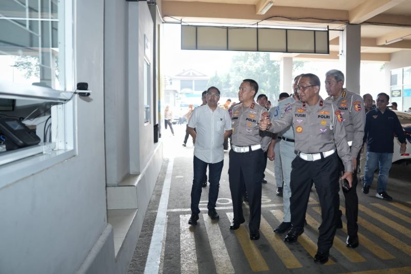 Samsat Digital mudahkan masyarakat urus dokumen kendaraan Samsat Digital mudahkan masyarakat urus dokumen kendaraan