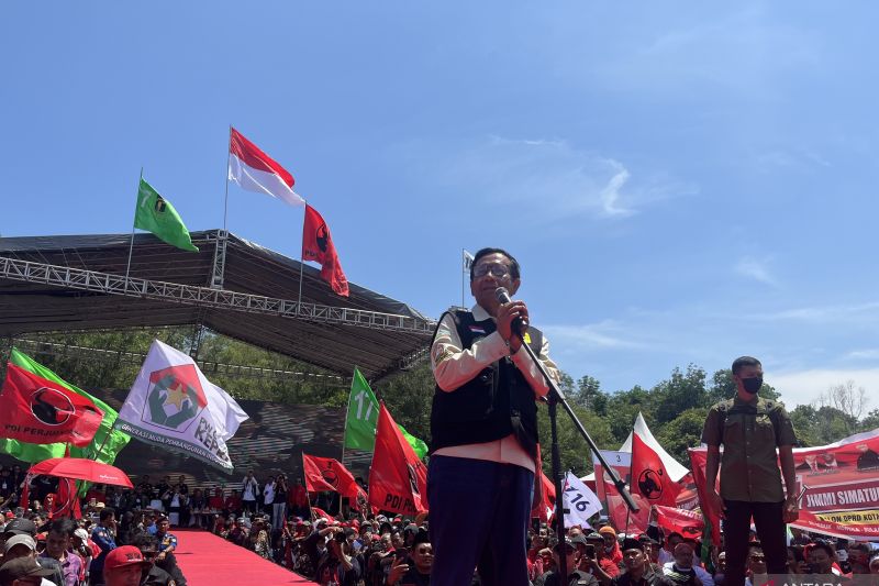Strategi Mahfud MD unruk mengupayakan pengentasan kemiskinan di Indonesia Strategi Mahfud MD unruk mengupayakan pengentasan kemiskinan di Indonesia