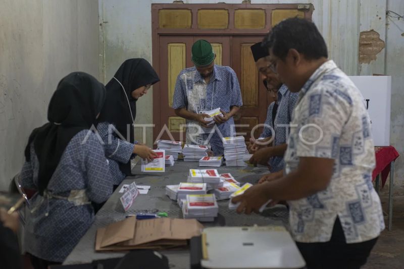 KPU sebut honor petugas KPPS sudah didistribusikan sejak Kamis KPU sebut honor petugas KPPS sudah didistribusikan sejak Kamis