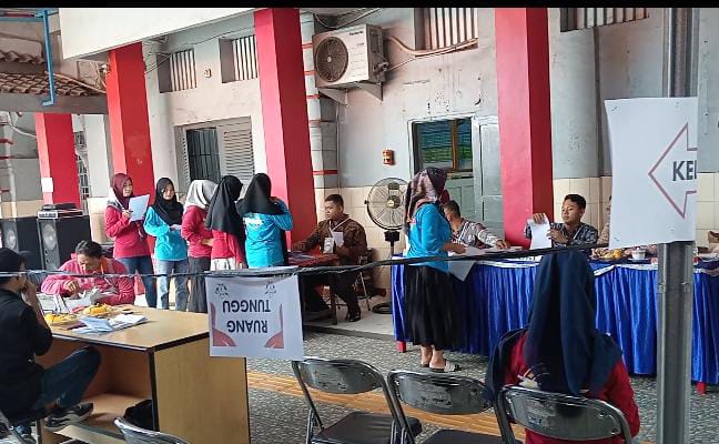 LP Kelas II B Tegal gelar pemilu bagi warga binaan LP Kelas II B Tegal gelar pemilu bagi warga binaan