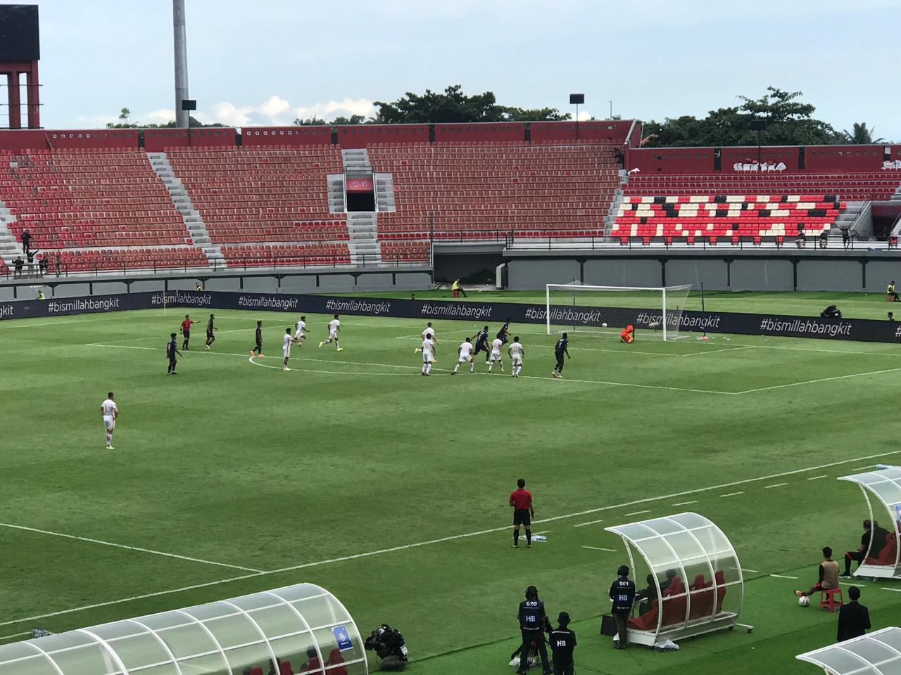 Arema FC sukses kalahkan Persija Jakarta 3-2 Arema FC sukses kalahkan Persija Jakarta 3-2
