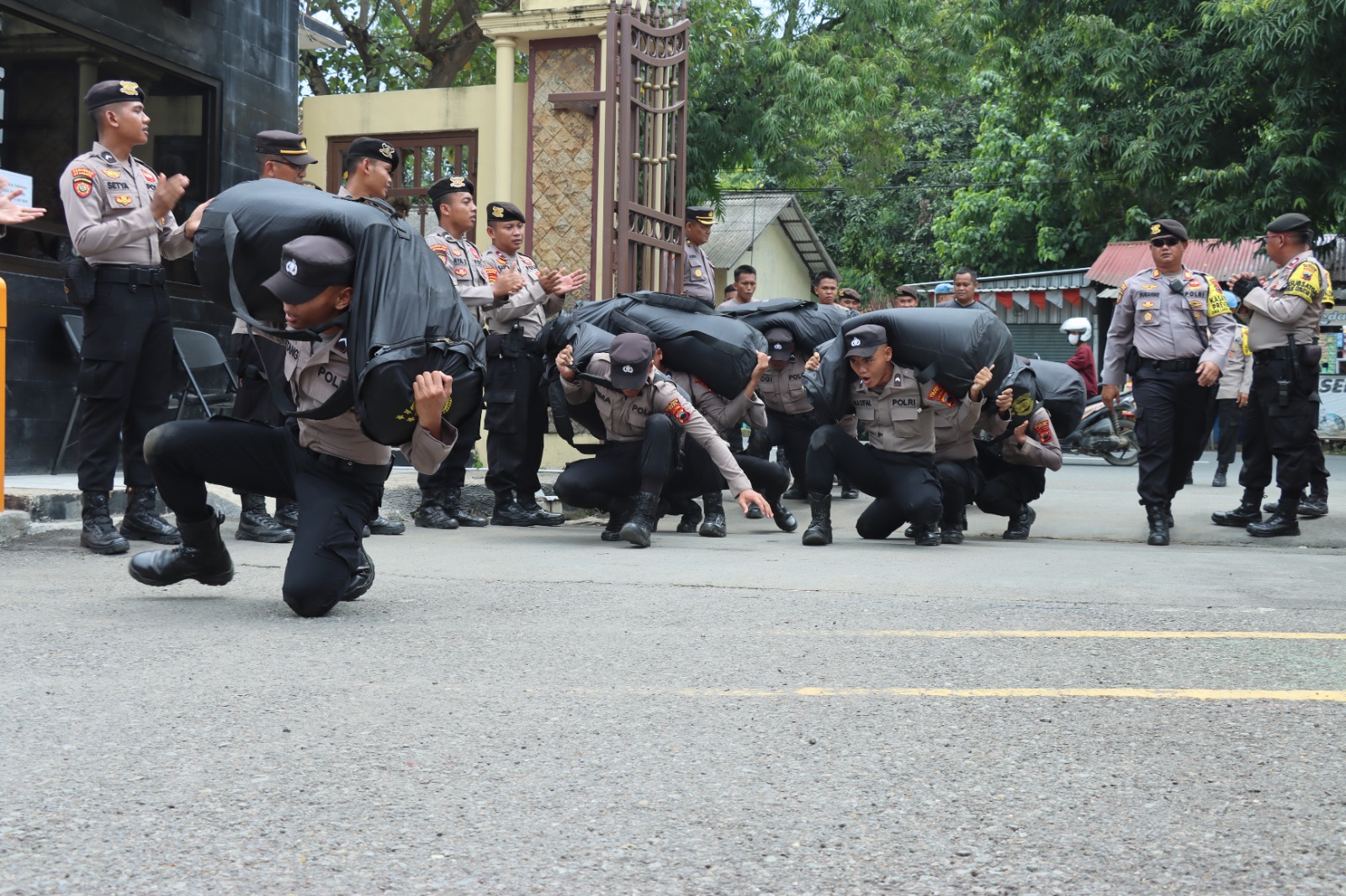 Polres Tegal terima 14 anggota baru Polri Polres Tegal terima 14 anggota baru Polri
