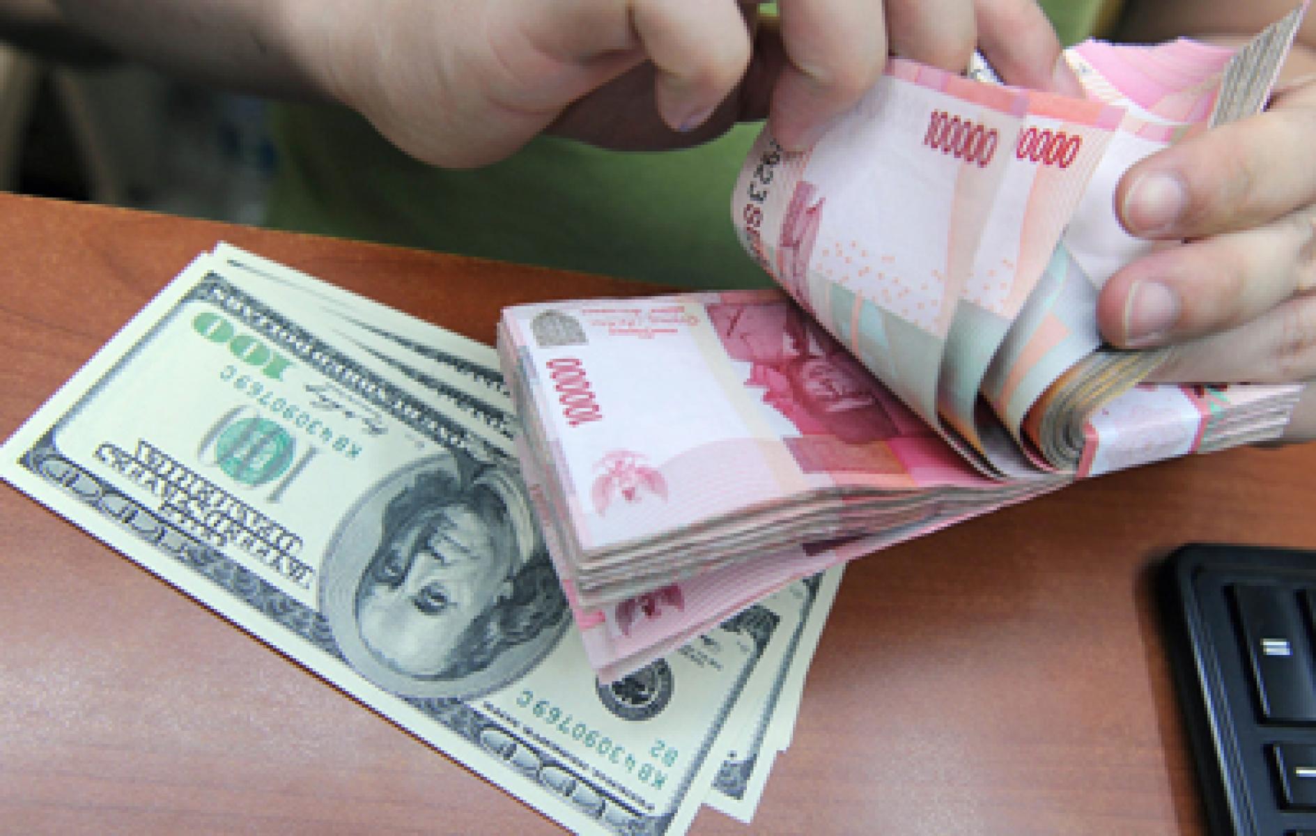 Rupiah naik di tengah sentimen jelang Pilpres 2024 Rupiah naik di tengah sentimen jelang Pilpres 2024