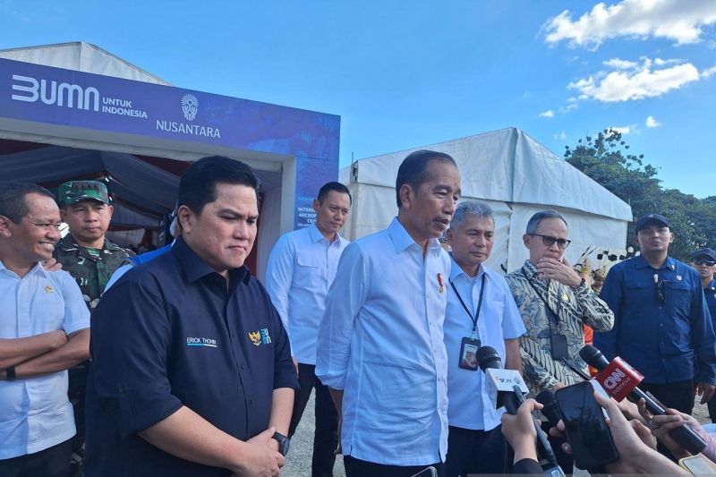 Jokowi akui mengatur pemindahan ASN ke IKN bukan perkara gampang Jokowi akui mengatur pemindahan ASN ke IKN bukan perkara gampang