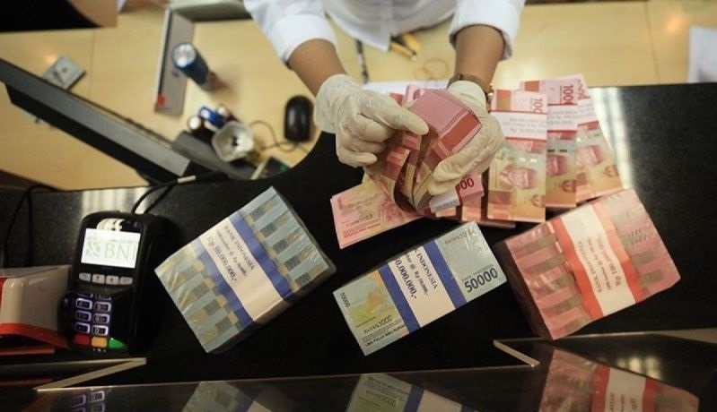 Rupiah Senin pagi naik 19 poin jadi Rp15.616 per dolar AS