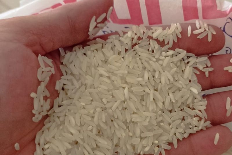 Kenaikan harga beras belum pengaruhi daya beli warga Kenaikan harga beras belum pengaruhi daya beli warga
