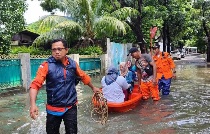 Lima ruas jalan di Jakarta tergenang banjir pada Kamis pagi