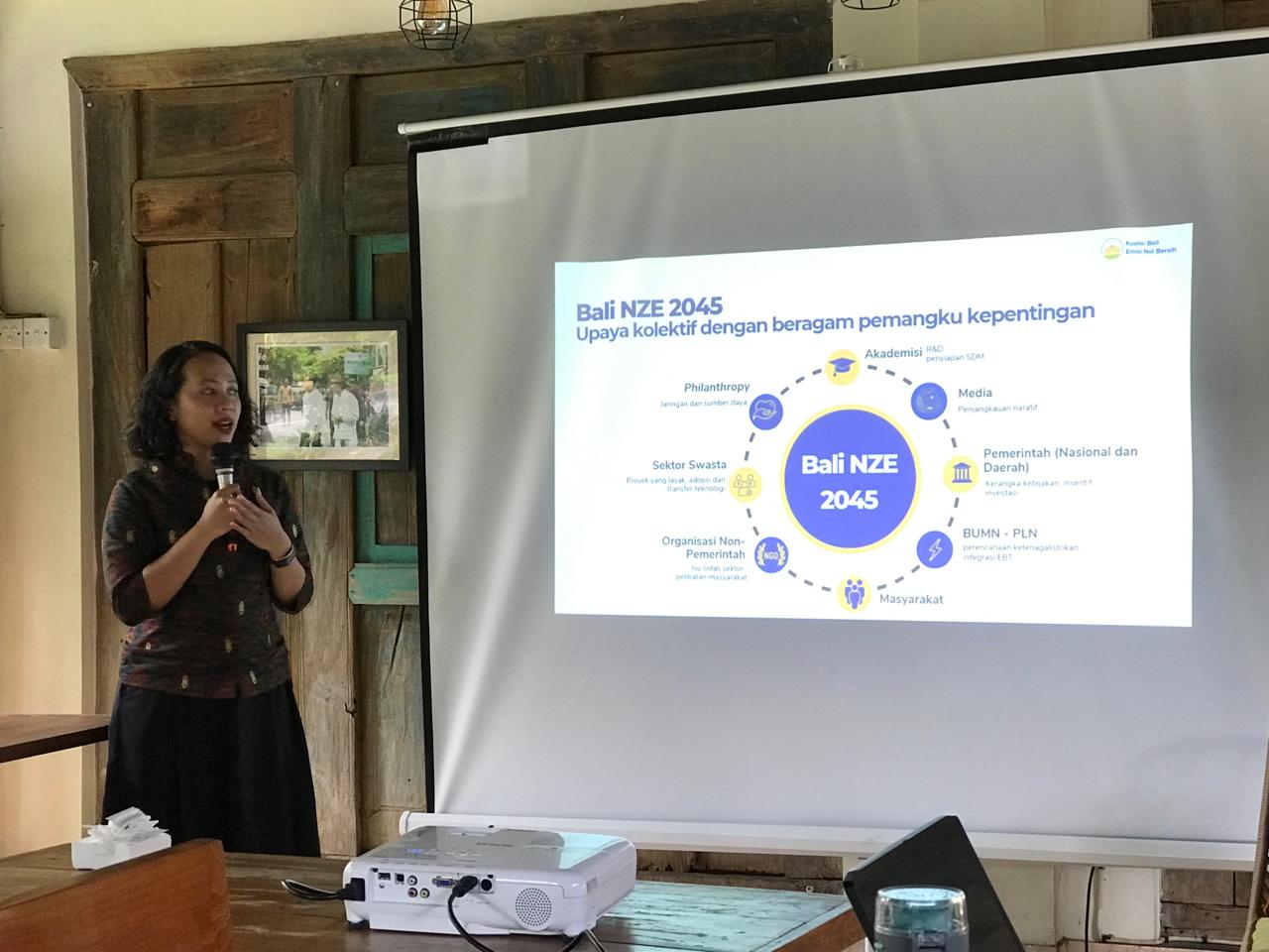 Bali targetkan net zero emission dan energi terbarukan di Nusa Penida 