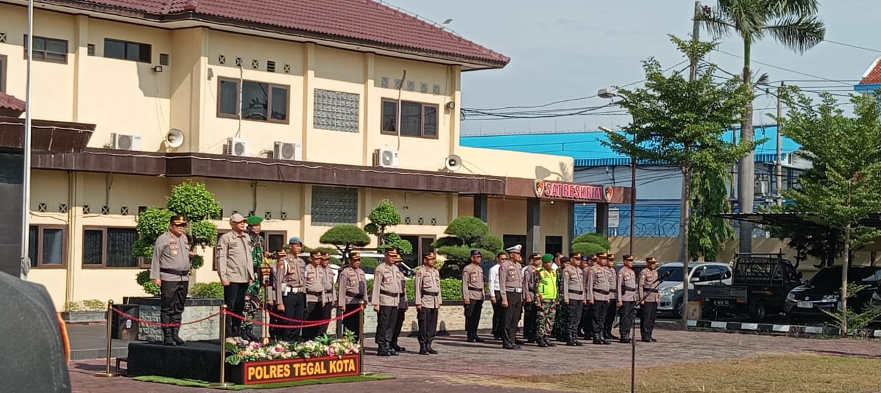 Polres Tegal Kota gelar apel kesiapan pengamanan Pemilu 2024 Polres Tegal Kota gelar apel kesiapan pengamanan Pemilu 2024
