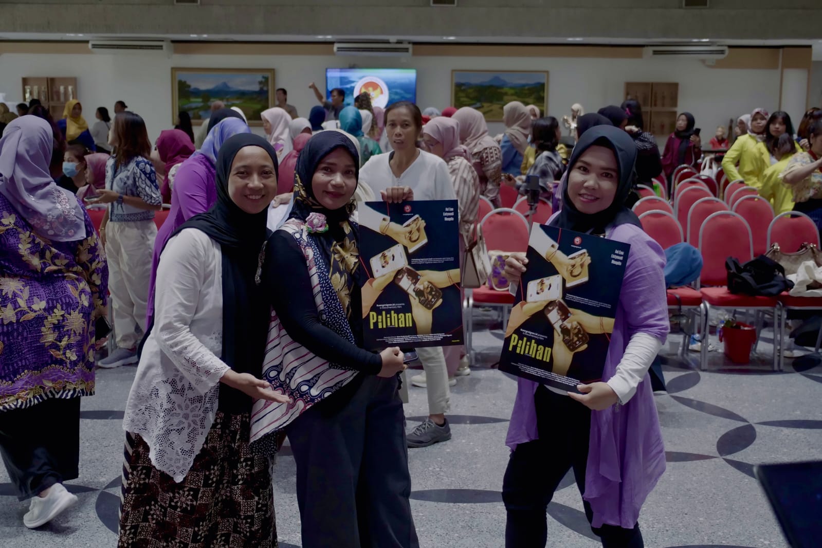 Film dokumenter Pilihan, kisah perempuan PMI yang terjebak terorisme di medsos Film dokumenter Pilihan, kisah perempuan PMI yang terjebak terorisme di medsos