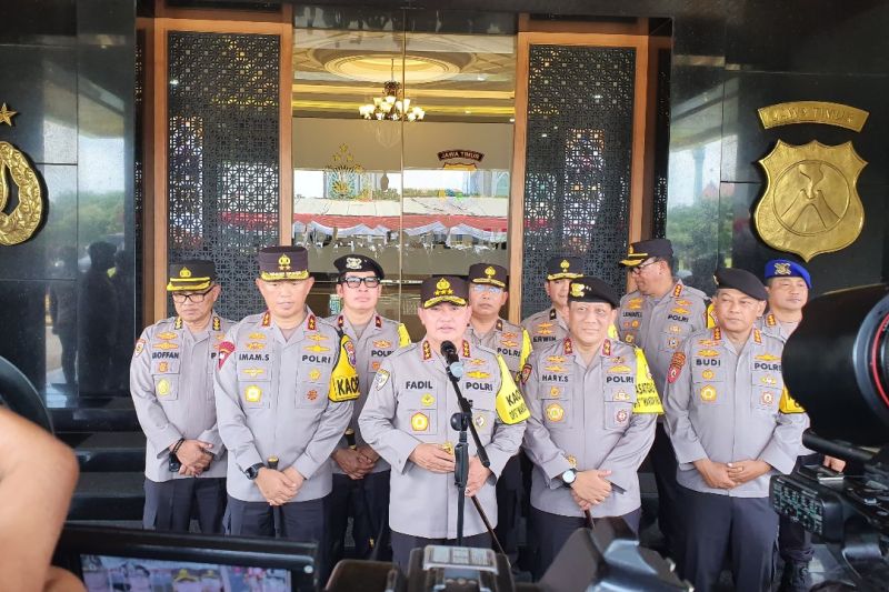 Kabaharkam Polri tegaskan Jatim aman jelang pelaksanaan Pemilu Kabaharkam Polri tegaskan Jatim aman jelang pelaksanaan Pemilu
