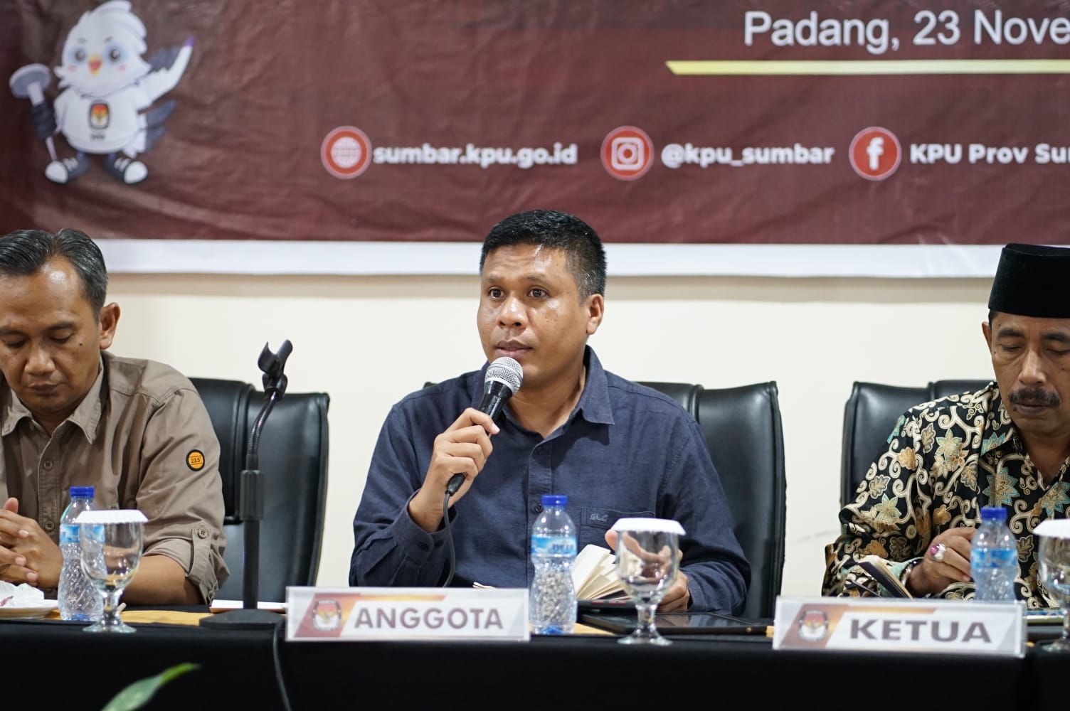 Lebih 36 ribu surat suara di Sumbar ditemukan rusak Lebih 36 ribu surat suara di Sumbar ditemukan rusakÂ