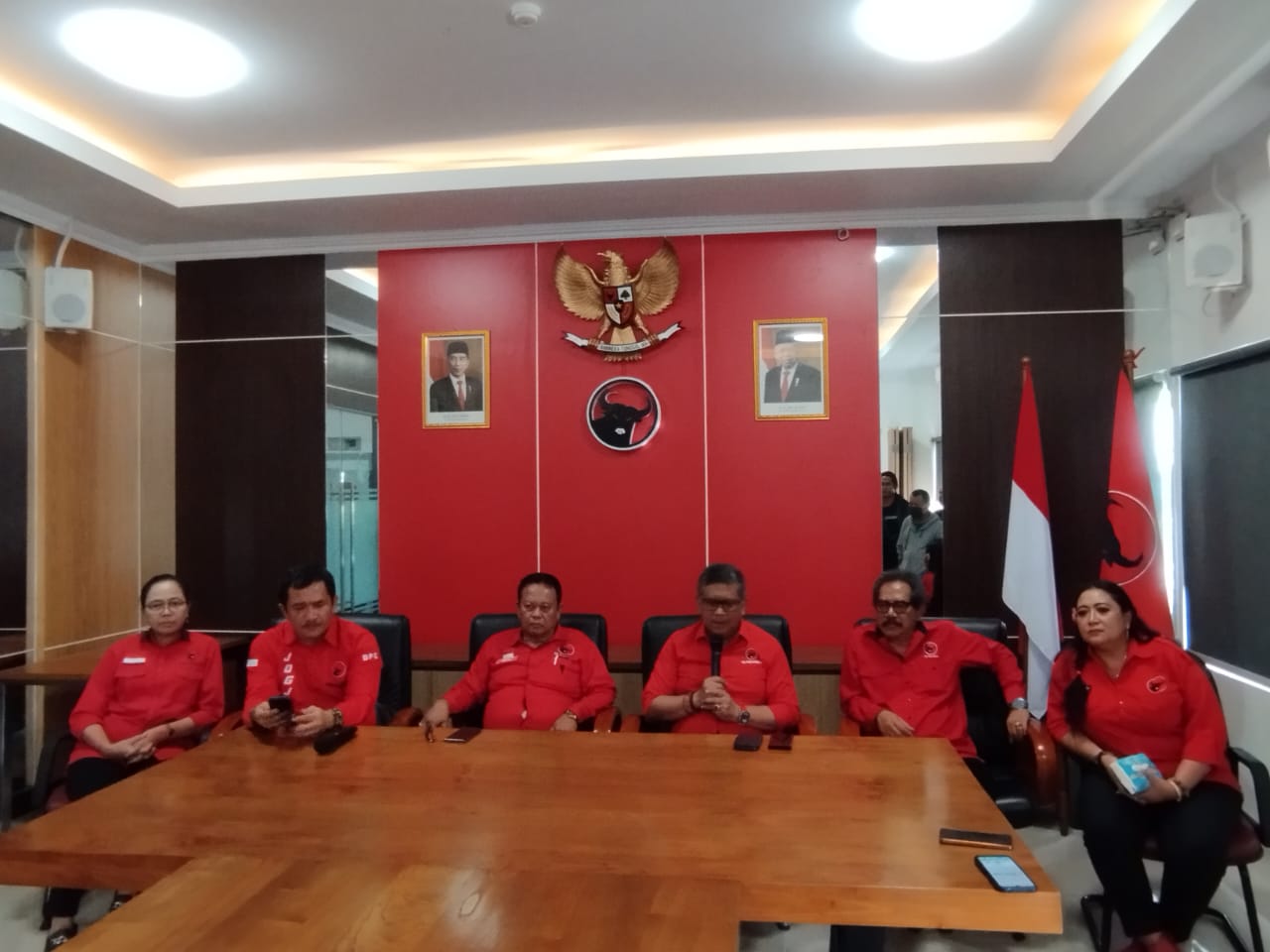 Hasto sebut sisi kepemimpinan otoritarianisme Prabowo semakin nampak Hasto sebut sisi kepemimpinan otoritarianisme Prabowo semakin nampak
