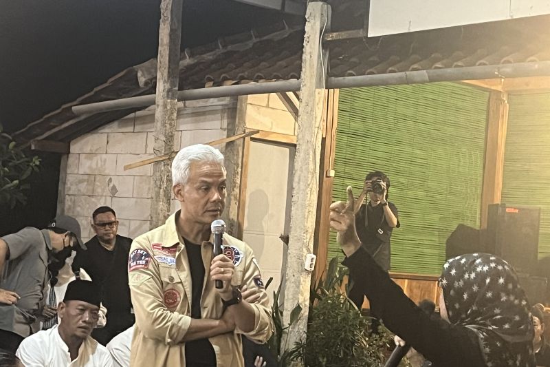Ganjar terima informasi masalah pencoblosan Pemilu 2024 di Hong Kong Ganjar terima informasi masalah pencoblosan Pemilu 2024 di Hong Kong