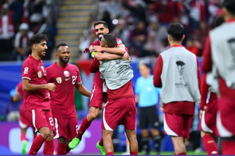 Timnas Palestina terhenti di 16 besar setelah disingkirkan Qatar 1-2 Timnas Palestina terhenti di 16 besar setelah disingkirkan Qatar 1-2