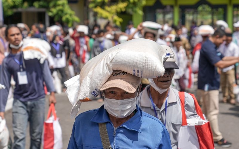 Jamin tak ada politisasi, Bulog tak mau tunda penyaluran bantuan beras