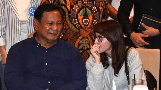 Soal tidak etis di debat Cawapres, Tsamara tanya etika Mahfud dan Muhaimin masih di Pemerintahan Soal tidak etis di debat Cawapres, Tsamara tanya etika Mahfud dan Muhaimin masih di Pemerintahan