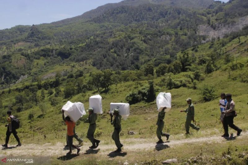 824 personel siap kawal distribusi logistik Pemilu 2024 di NTT 824 personel siap kawal distribusi logistik Pemilu 2024 di NTT