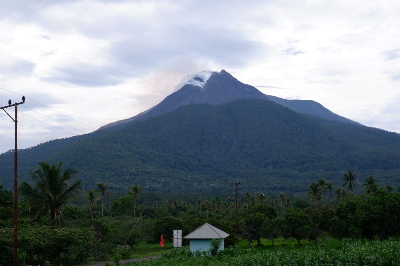Pusat vulkanologi imbau warga sekitar Gunung Lewotobi masih ada potensi erupsi Pusat vulkanologi imbau warga sekitar Gunung Lewotobi masih ada potensi erupsi