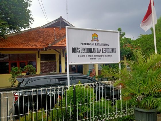 Jual beli LKS diduga masih terjadi di Dinas Pendidikan Kota Serang Jual beli LKS diduga masih terjadi di Dinas Pendidikan Kota Serang