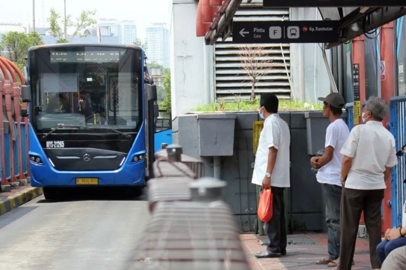 Peningkatan layanan TransJakarta lewat rute hingga benahi ruang tunggu Peningkatan layanan TransJakarta lewat rute hingga benahi ruang tunggu