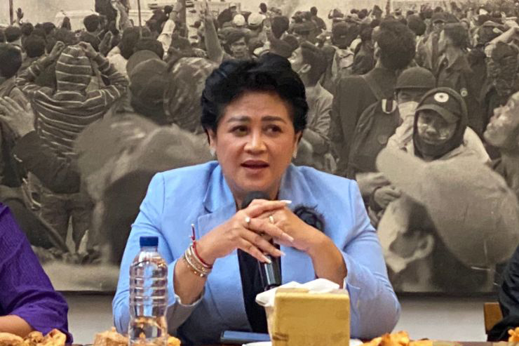 Tak adanya koordinasi dengan polisi membuat pengamat sesalkan oknum TNI terkait relawan Ganjar Tak adanya koordinasi dengan polisi membuat pengamat sesalkan oknum TNI terkait relawan Ganjar