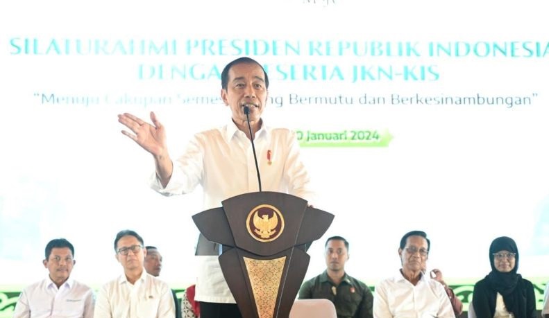 Presiden Jokowi sapa peserta KIS serta ingatkan rutin cek kesehatan Presiden Jokowi sapa peserta KIS serta ingatkan rutin cek kesehatan