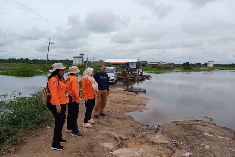 Sejumlah permukiman di Palangka Raya kena banjir luapan Sungai Kahayan Sejumlah permukiman di Palangka Raya kena banjir luapan Sungai Kahayan