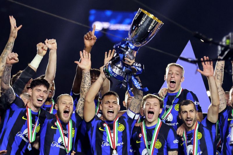 Inter Milan juara Piala Super Italia 2023 usai tumbangkan Napoli 1-0 Inter Milan juara Piala Super Italia 2023 usai tumbangkan Napoli 1-0