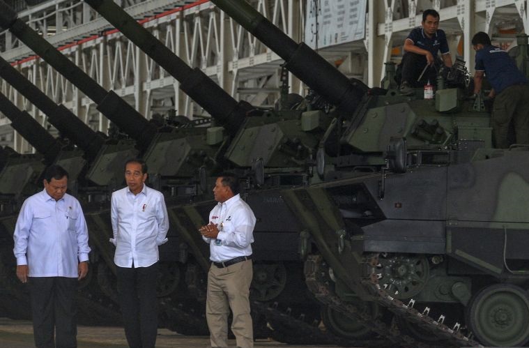 TKN Fanta Prabowo-Gibran sebut alutsista bekas belum tentu tidak layak