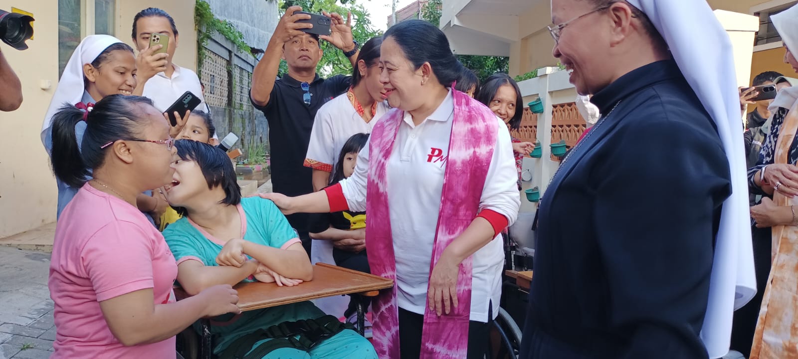 Puan serap dan dengar aspirasi warga Malangraya Puan serap dan dengar aspirasi warga Malangraya