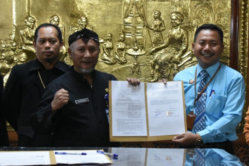 Pemkab Pati tandatangani NPHD Pilkada Pati 2024