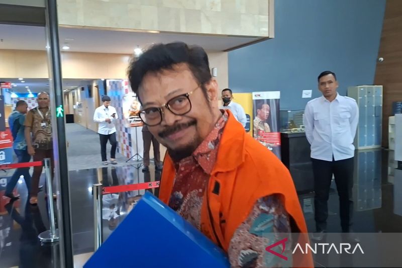 KPK panggil eks sekjen Kementan Momon Rusmono terkait kasus SYL KPK panggil eks sekjen Kementan Momon Rusmono terkait kasus SYL