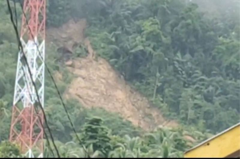 Gunung Jemenang di Natuna longsor akibat diguyur hujan