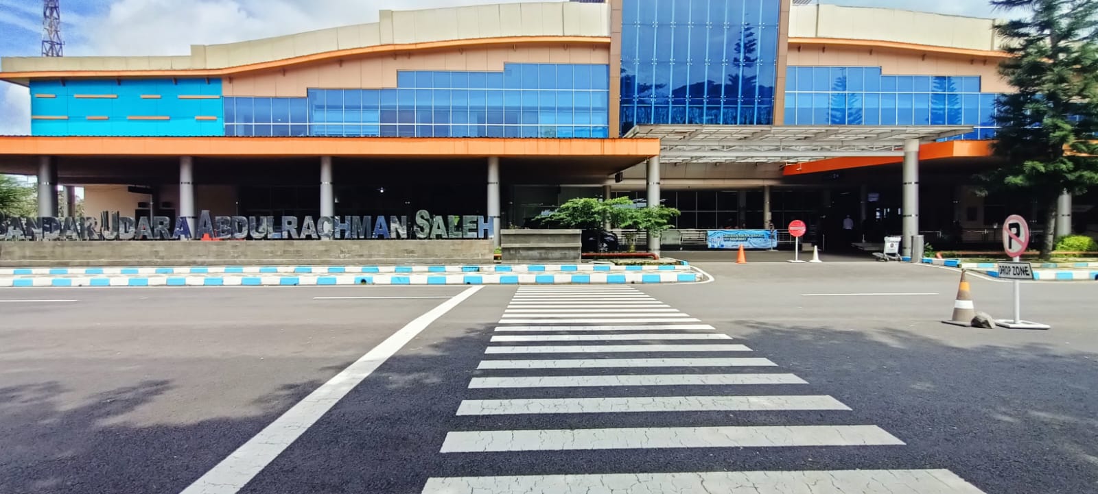 Hujan abu vulkanis Semeru, penerbangan dari Malang dialihkan ke Juanda