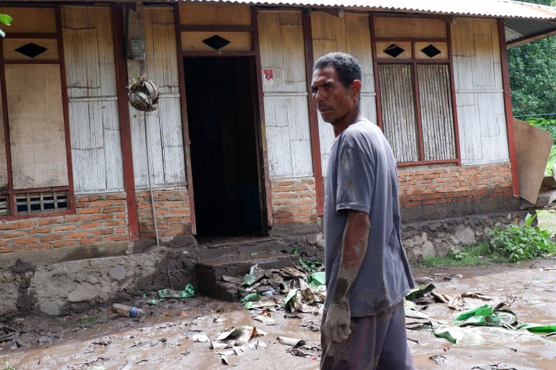 Desa Nobo berpotensi dilanda banjir lahar hujan erupsi Lewotobi Desa Nobo berpotensi dilanda banjir lahar hujan erupsi Lewotobi