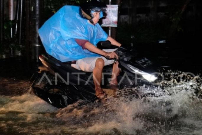 Curah hujan di Bali diperkirakan mulai berkurang pertengahan Februari Curah hujan di Bali diperkirakan mulai berkurang pertengahan Februari
