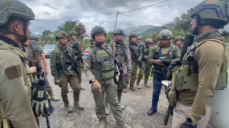 Satu personel Operasi Damai Cantenz tewas ditembak KKB di Intan Jaya Satu personel Operasi Damai Cantenz tewas ditembak KKB di Intan Jaya